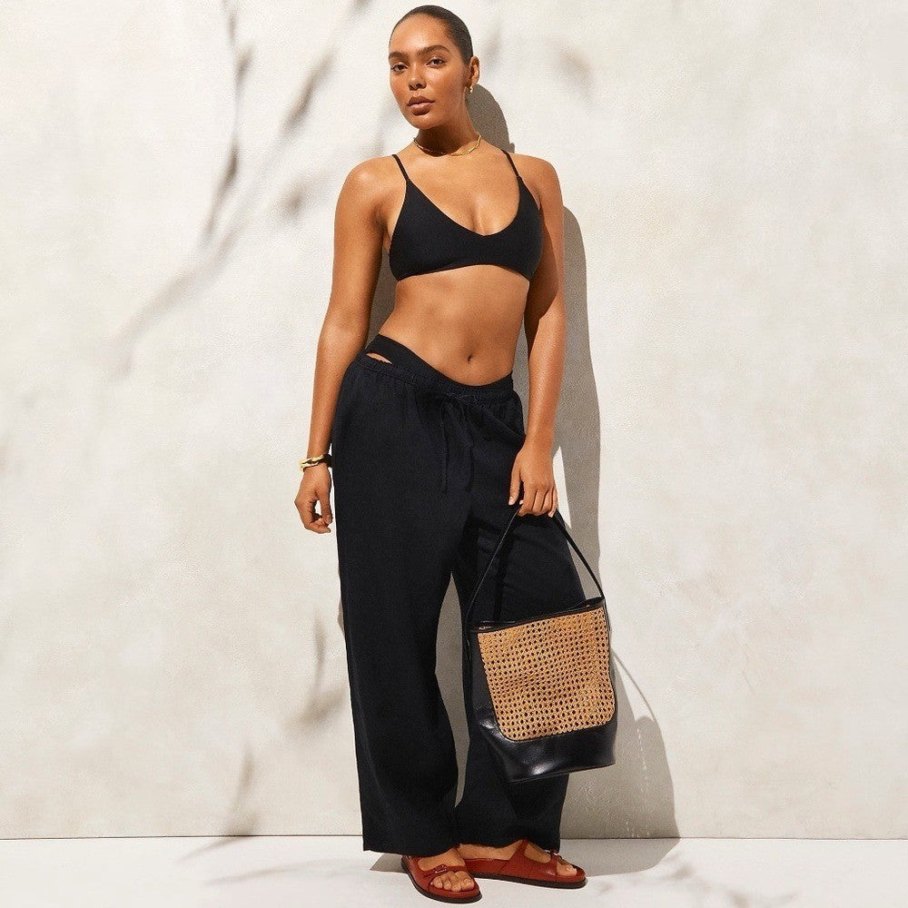 NWT!! J. CREW Lana Bikini Top Classic Sculpt Solid Black V Neckline Swim Small