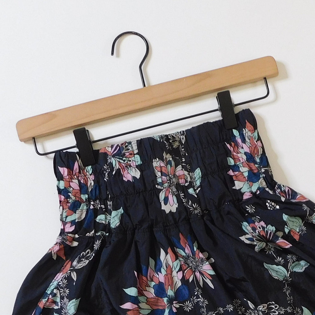 FREE PEOPLE Movement The Way Home Floral Shorts Black Athletic Print X-Small