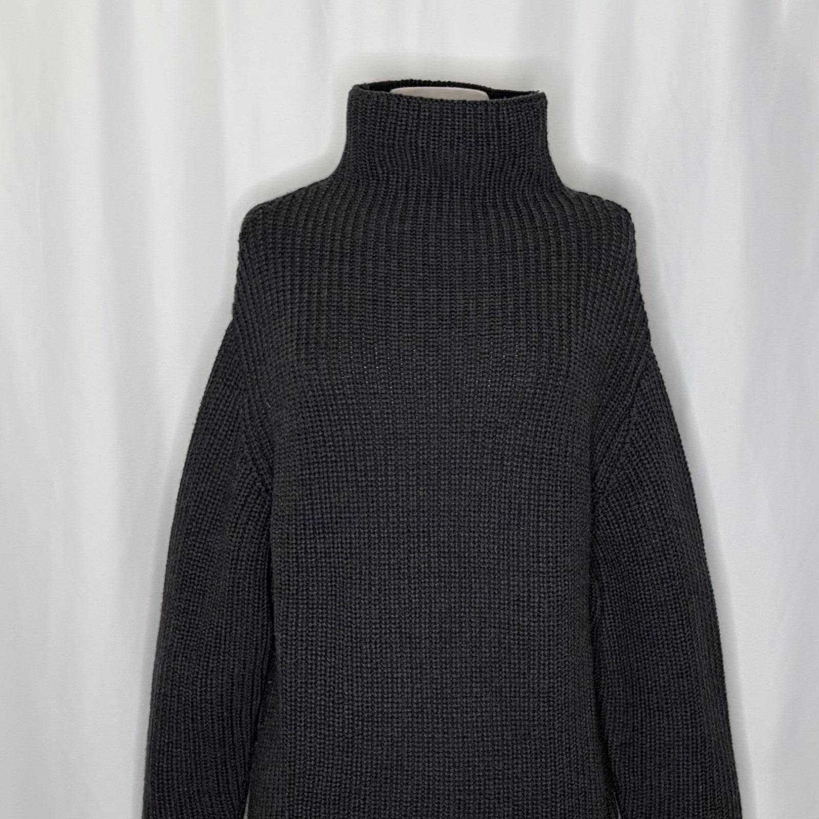NEW!! Aritzia WILFRED Wool Shaker Knit Mock Neck Turtleneck Sweater Gray Small