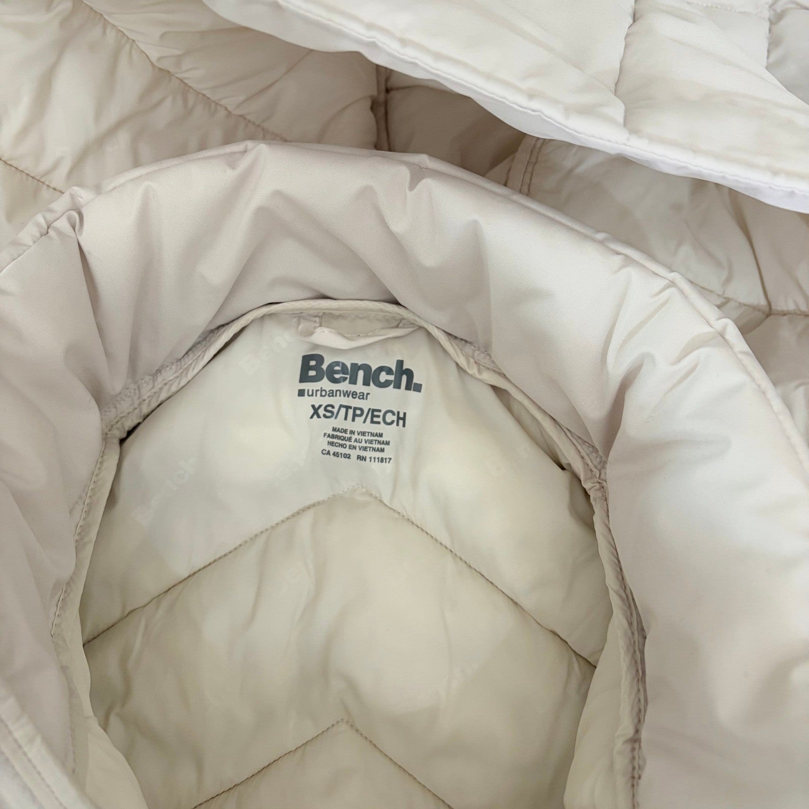 BENCH Long Hooded Puffer Coat Removable Hood Pockets Minimalist Quilted X-Small