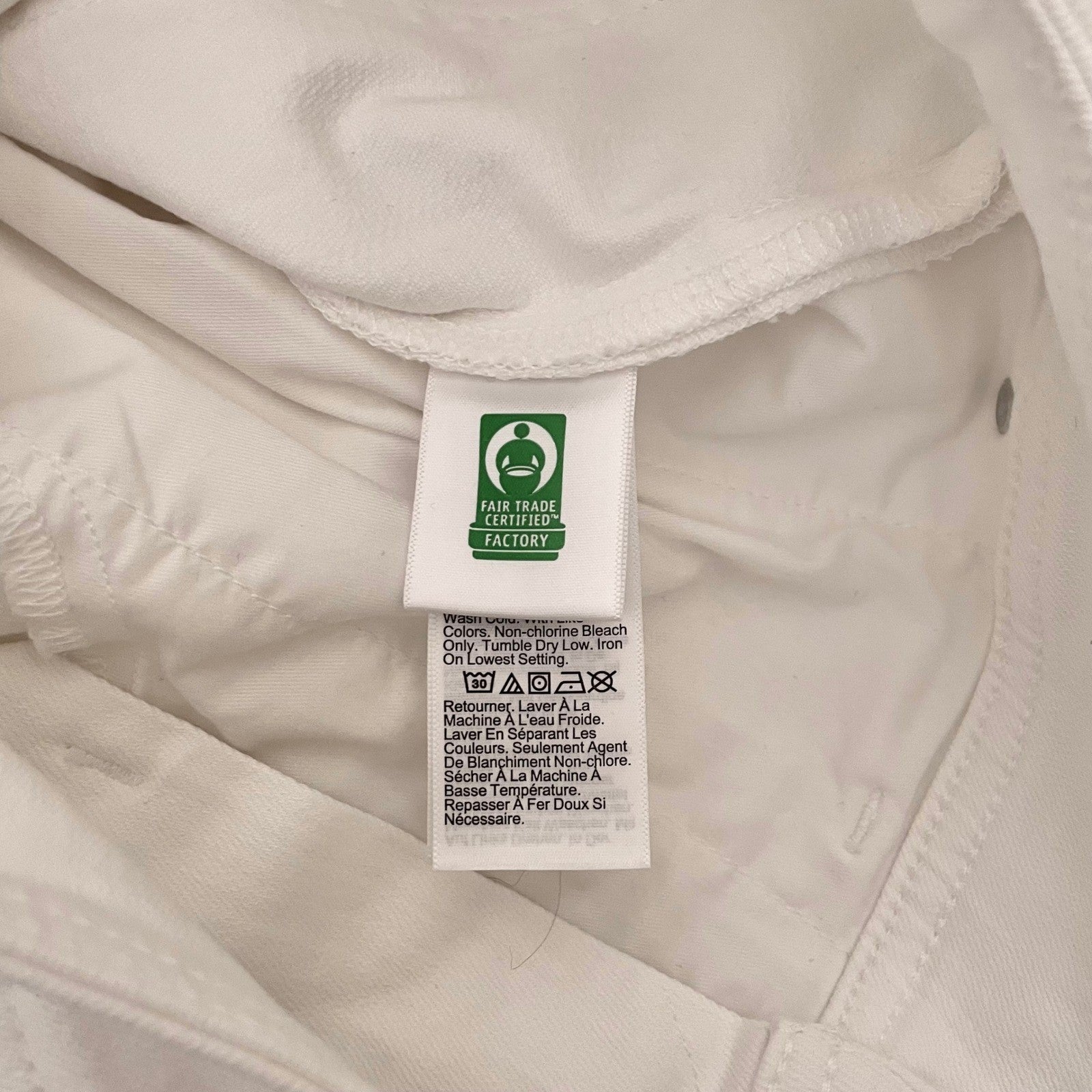 NWT!! J. CREW Slim Wide Leg Jeans Stacked Buttons Solid White Preppy Size 27