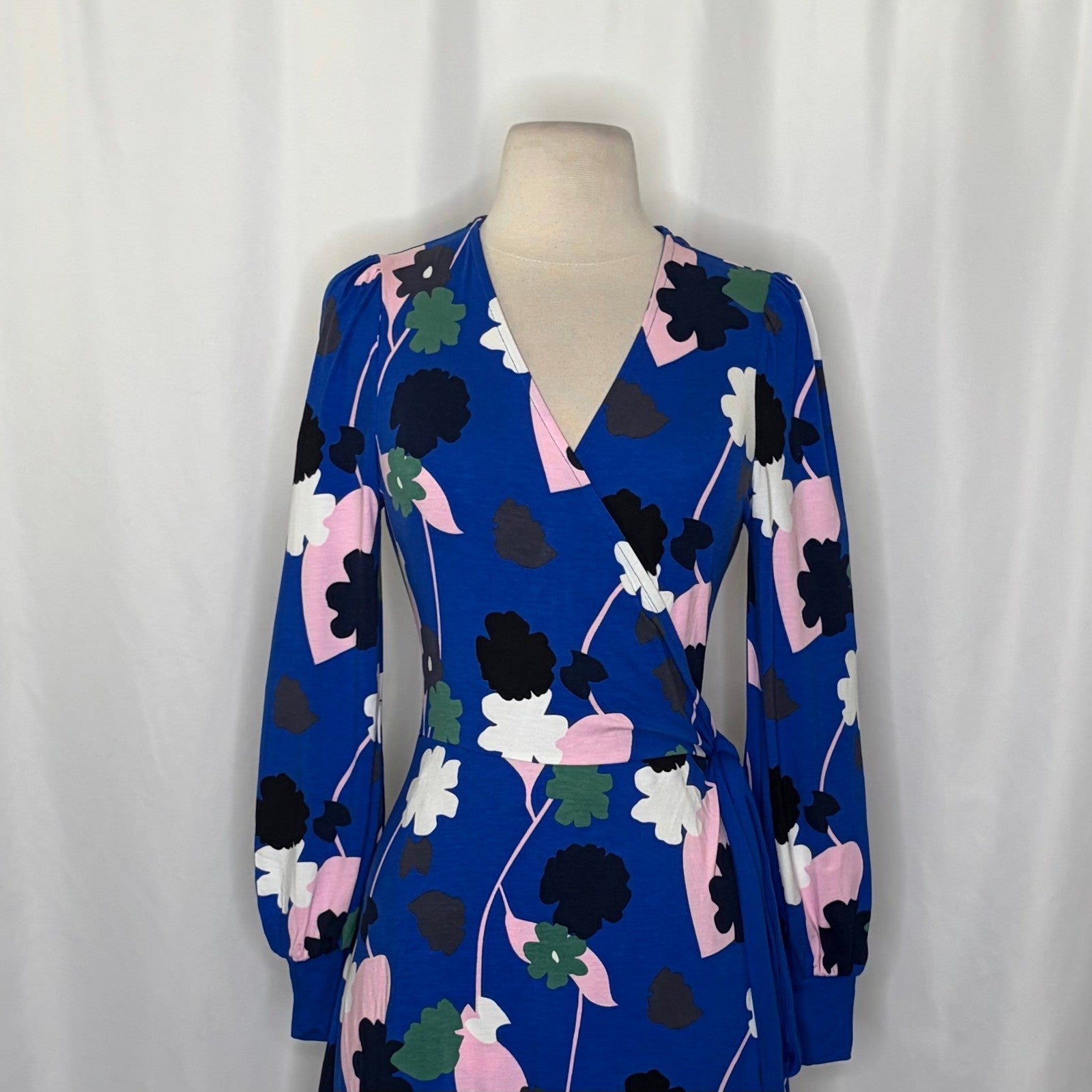 BODEN Edie Jersey Knit Wrap Dress Blue Summit Floral Press Print Preppy Size 8