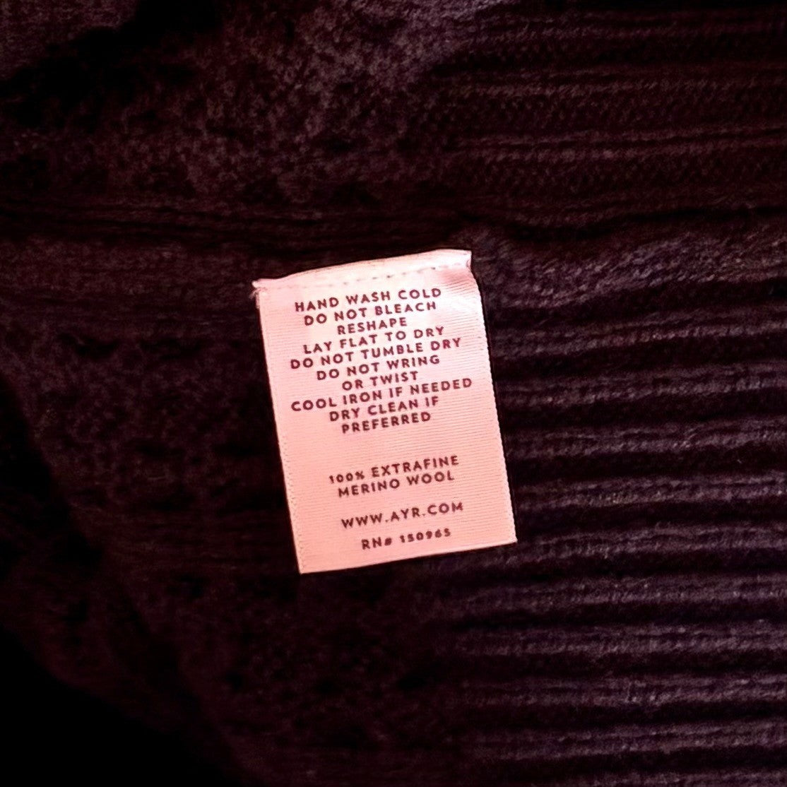 AYR Le Square Extra Fine Merino Wool Chunky Knit Sweater Black Pullover Small