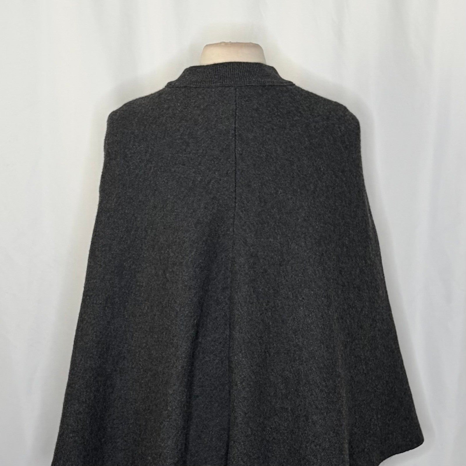 ZARA Charcoal Grey Wool Blend Cape Sweater Knitwear Knit Minimalist Medium