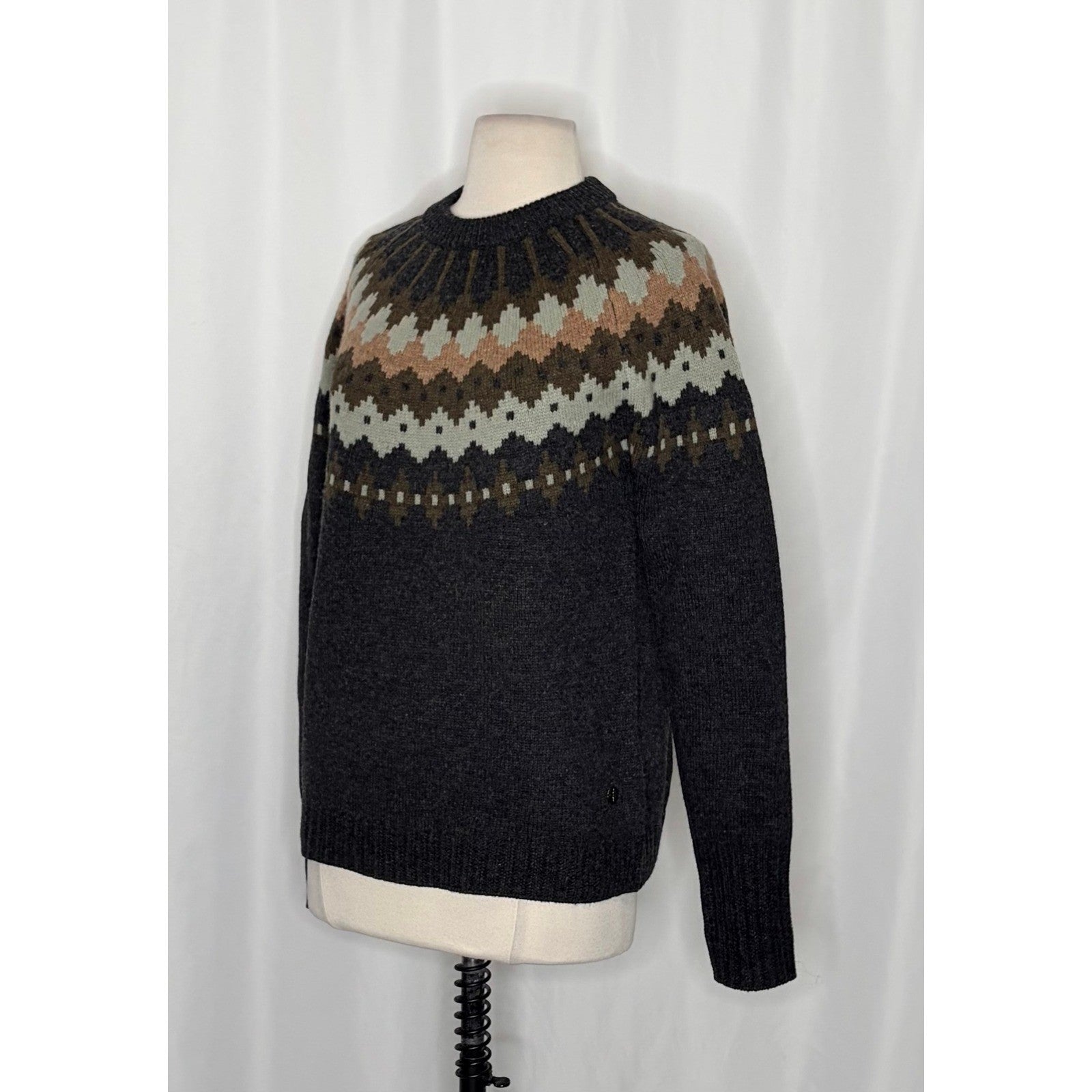 NWT!! ROYAL ROBBINS Rockcraft Merino Wool Fair Isle Crew Neck Sweater Small