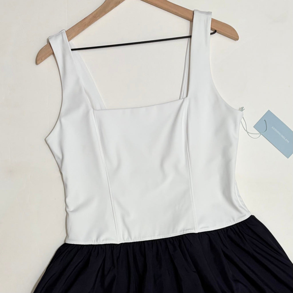 NWT!! ANTONIO MELANI Active Two Tone Bubble Hem Dress Mini Black White Large