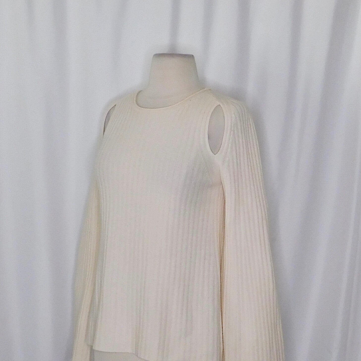 VINCE Cashmere Ribbed Cutout Slit Shoulder Pullover Flare Sleeves Knitwear Small