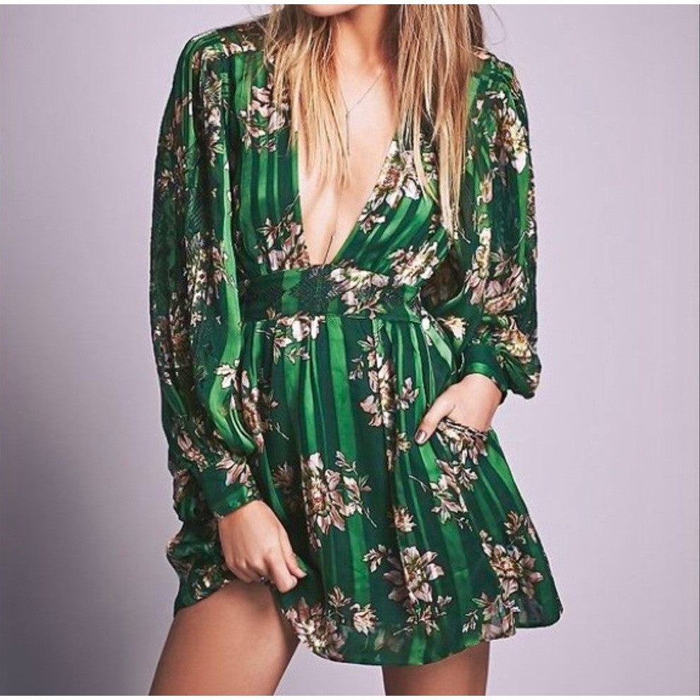 New Romantics FREE PEOPLE Midnight Blooms Dress Green Floral Embroidered Small