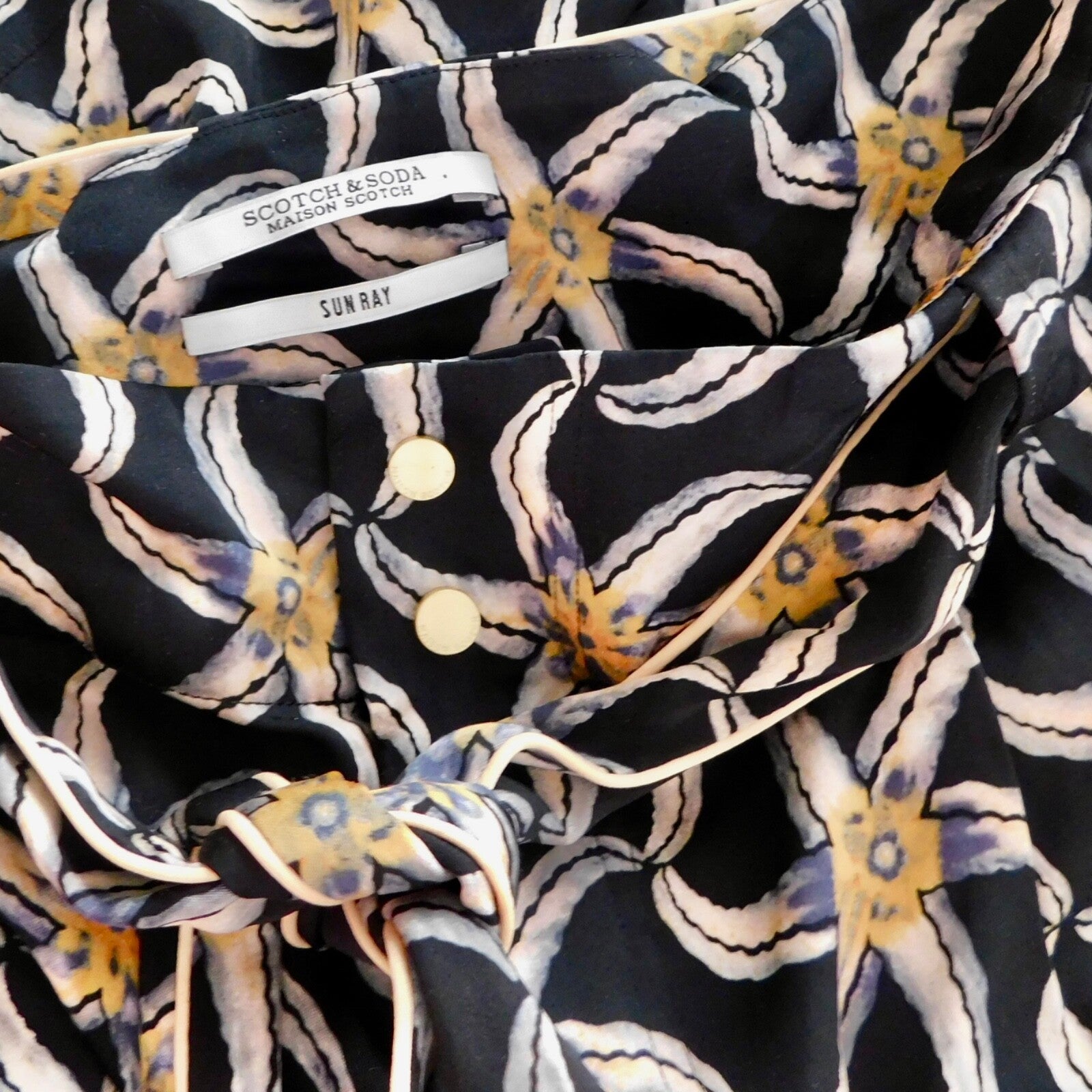 SCOTCH & SODA Maison Scotch Black Starfish Sun Ray Printed Belted Shorts Large