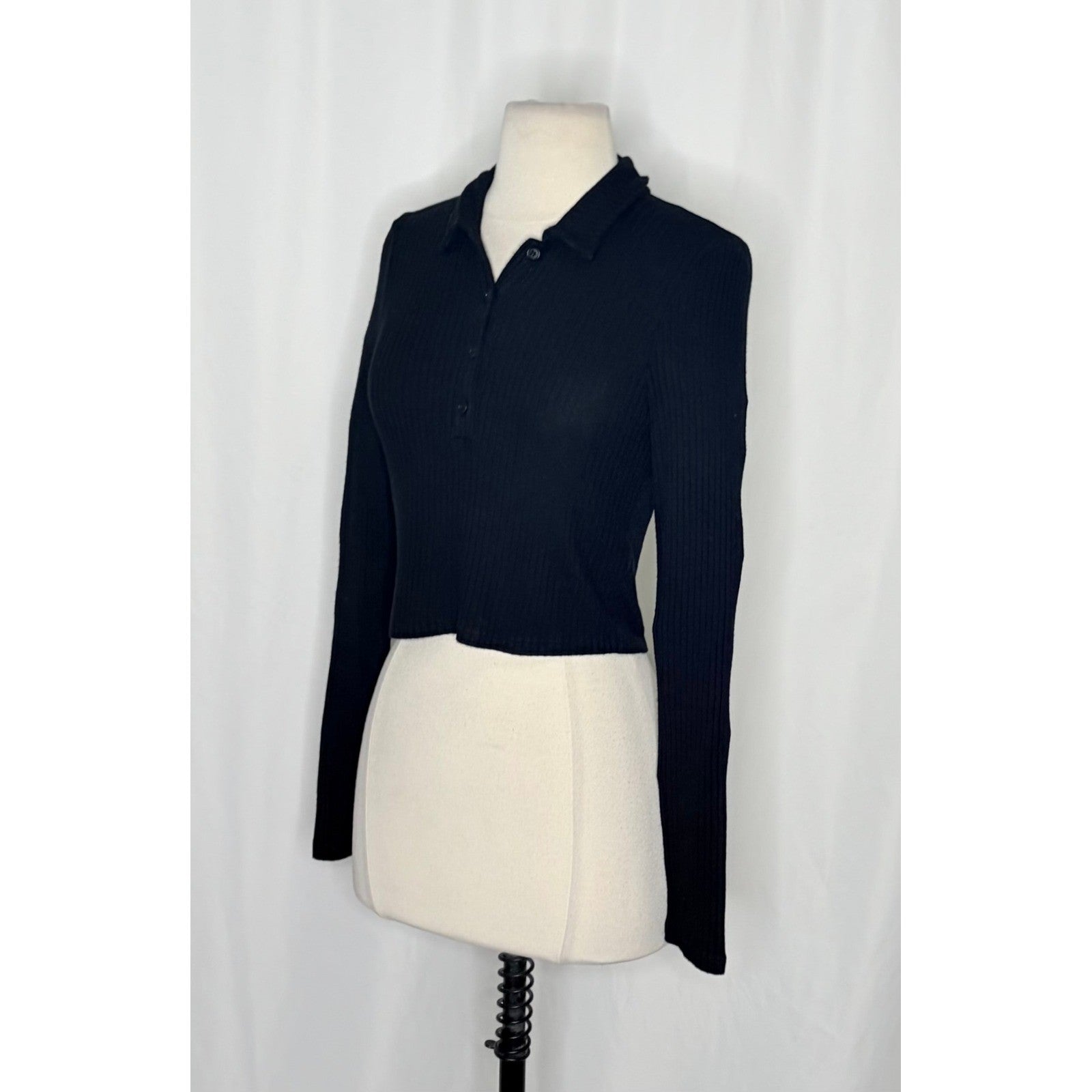 REFORMATION Rainey Crop Henley Ribbed Solid Black Cropped Collared X-Small