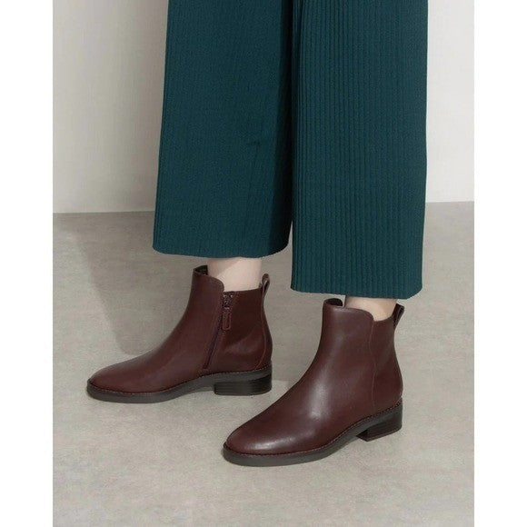 NWT!! COLE HAAN River Chelsea Boots Bloodstone Burgundy Leather Women's Size 5