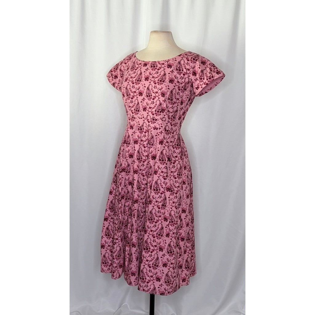 GAL MEETS GLAM Hallie Dress Paisley Floral Pink Purple Box Pleats Pockets Size 8