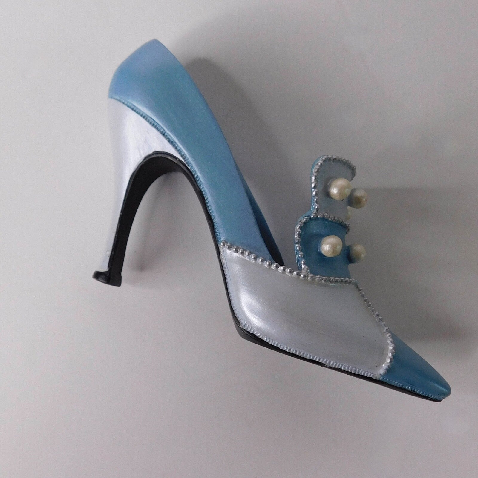 AVON "All Dressed Up" Blue Pearl Pump Shoe & Handbag Set of Two Fashion Figurine