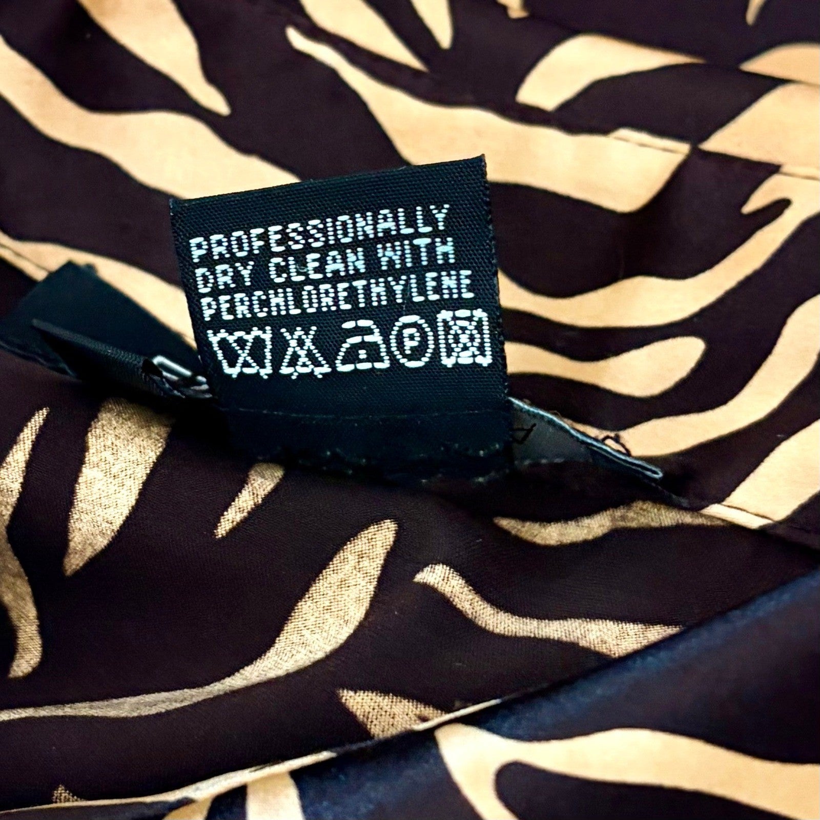 ETCETERA Stretch Silk Buttondown Shirt Blouse Animal Print Brown Tan Size 2