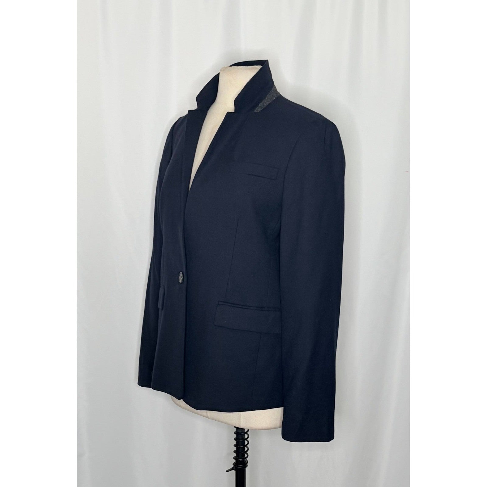 J. CREW Regent Blazer Navy Blue Wool Flannel Striped Lining Single Button 12