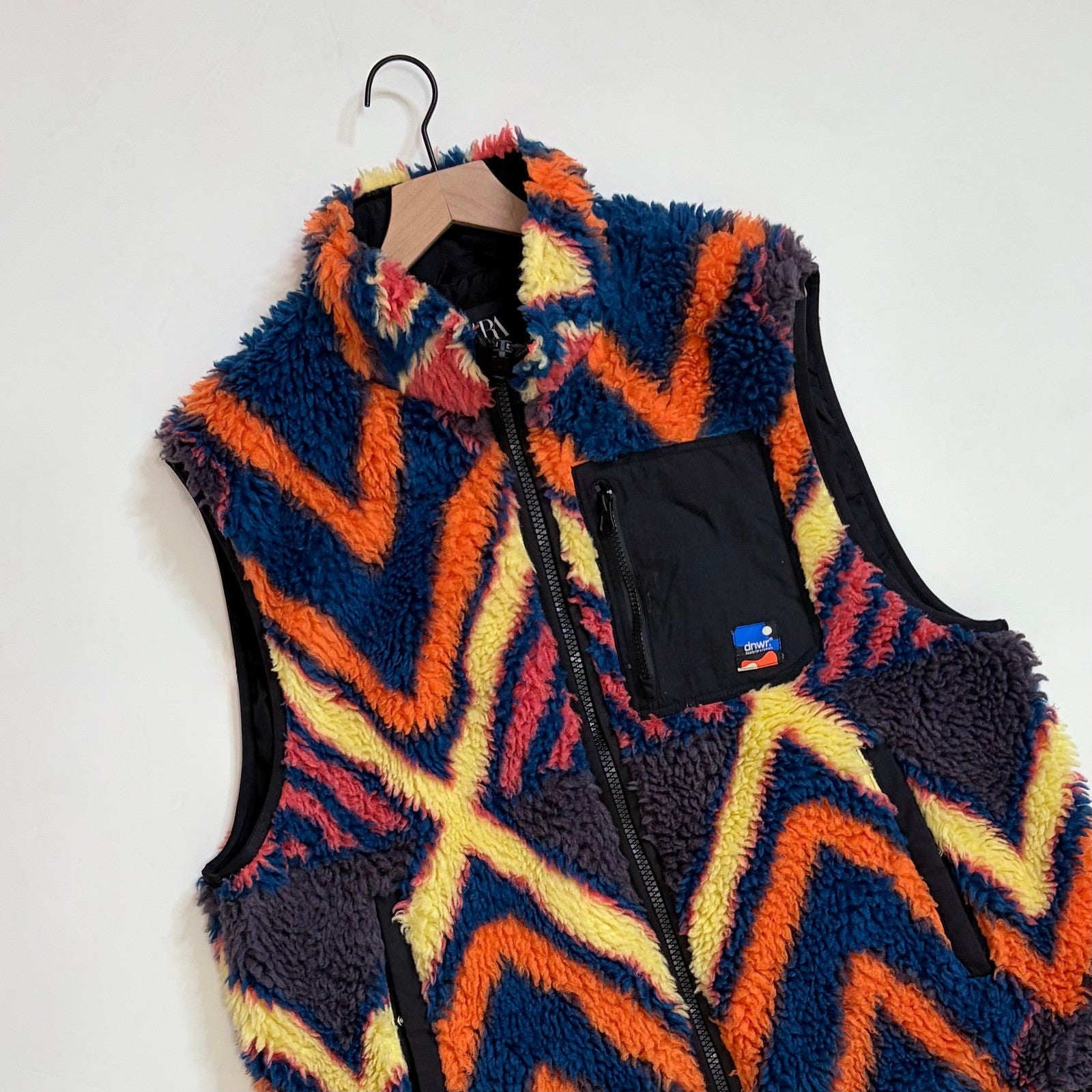 Men's ZARA DNWR Patterned Fleece Vest Teddy Sherpa Pockets Outdoors X-Large