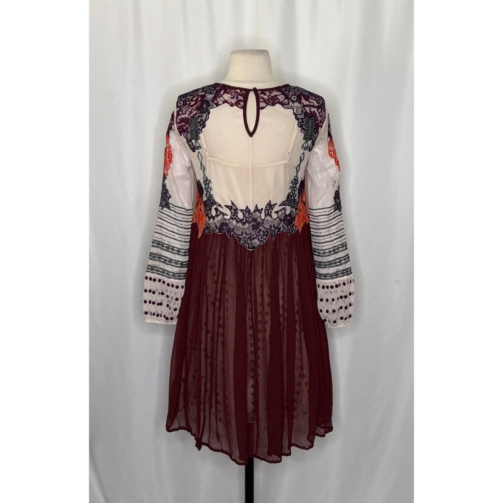 Anthropologie MOULINETTE SOEURS Eastberry Dress Embroidered Beaded Boho Size 2
