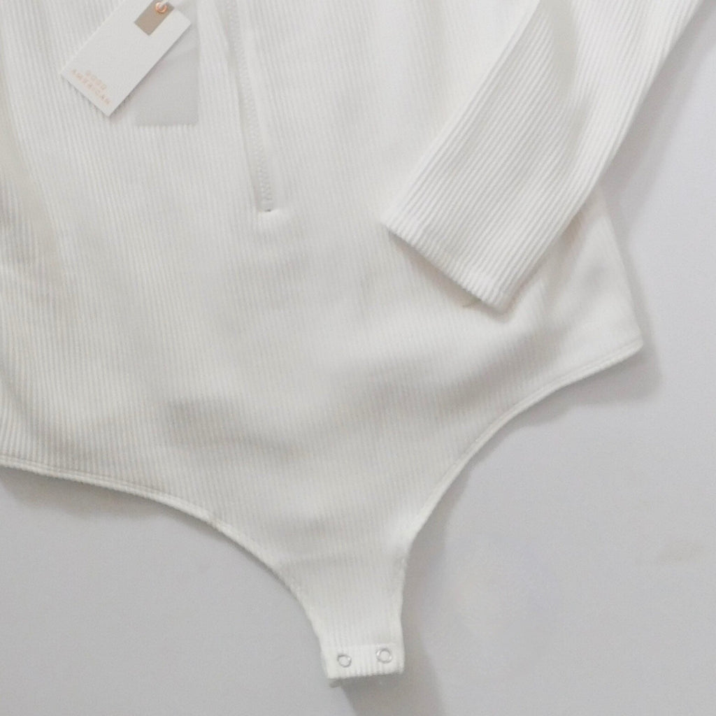 NWT!! GOOD AMERICAN Half Zip Off Shoulder White Ribbed Thong Bodysuit 4 X-Large