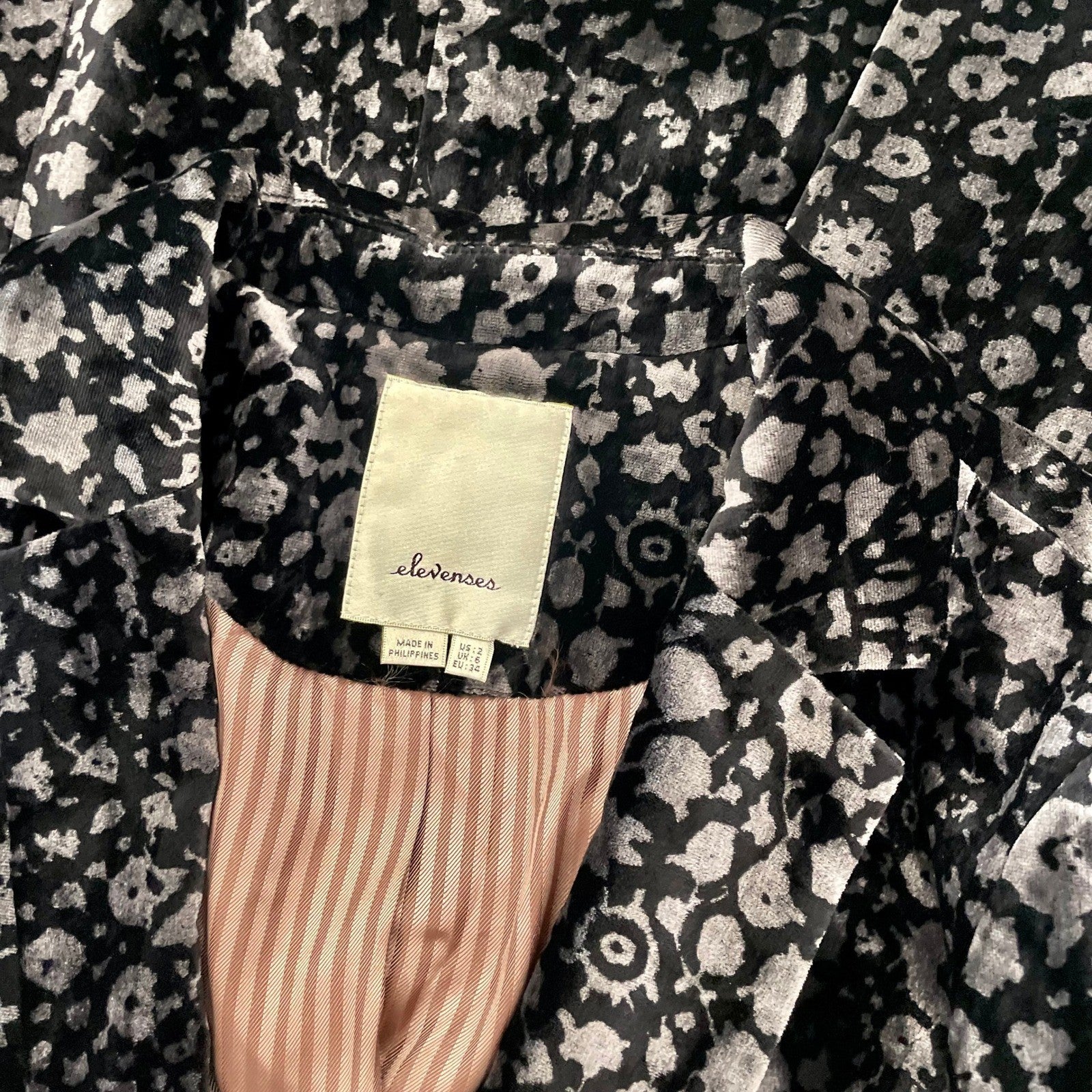 Anthropologie ELEVENSES Lumi Velvet Blazer Jacket Floral Black Silver Size 2