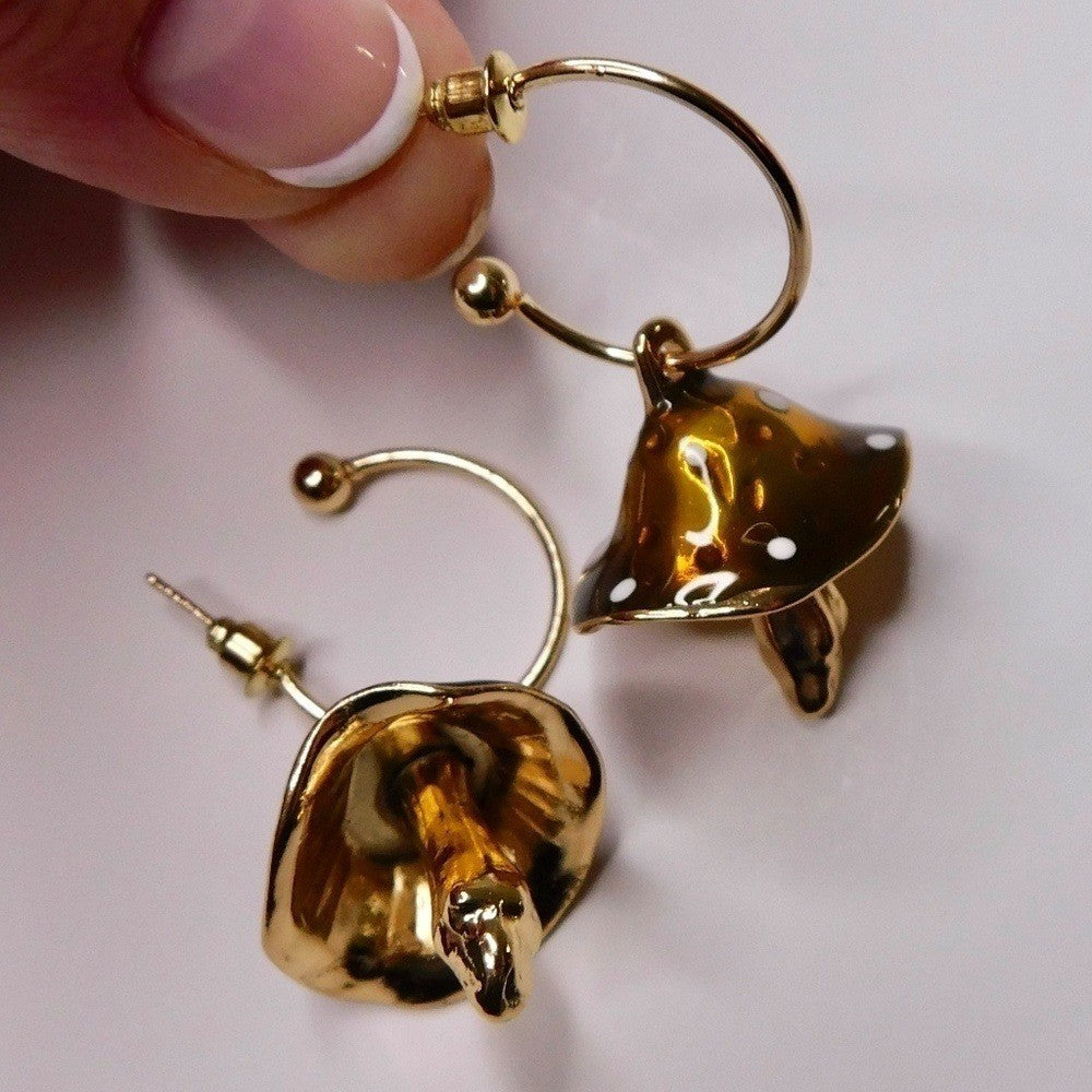 NEW! Dotted Mushroom Gold Metallic Earrings Mushrooms Dangle Dangling Toadstools