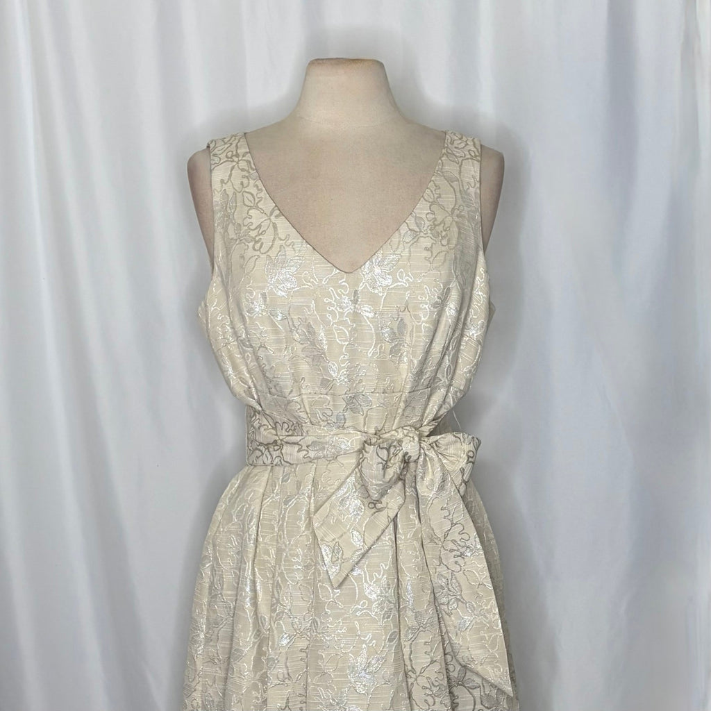 LAFAYETTE 148 New York Metallic Floral Dress Pleated Tie Waist Silver Size 14