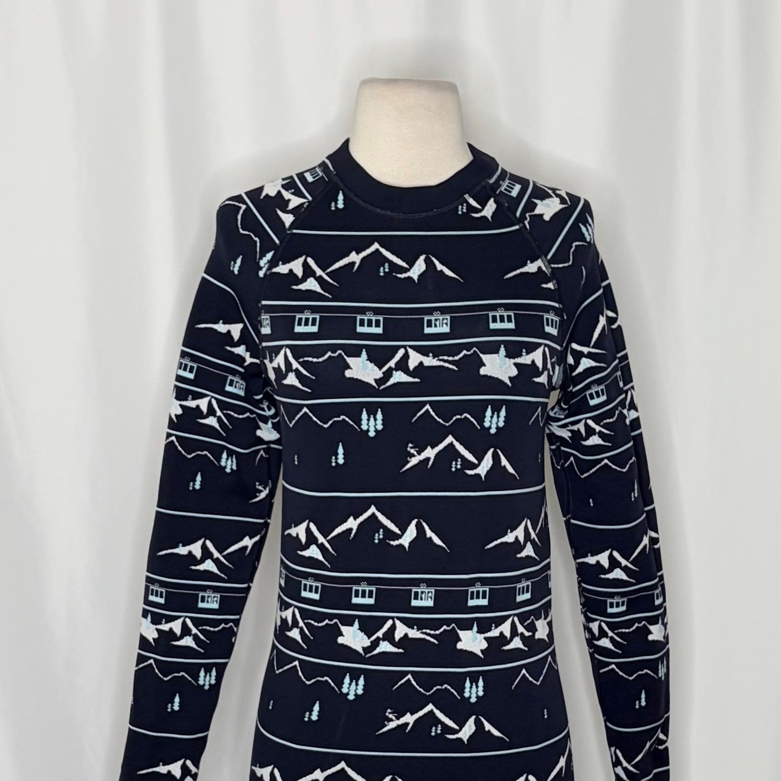 SWEATY BETTY Ski Lift Base Layer Jacquard Navy Blue Sporty Top Shirt Large
