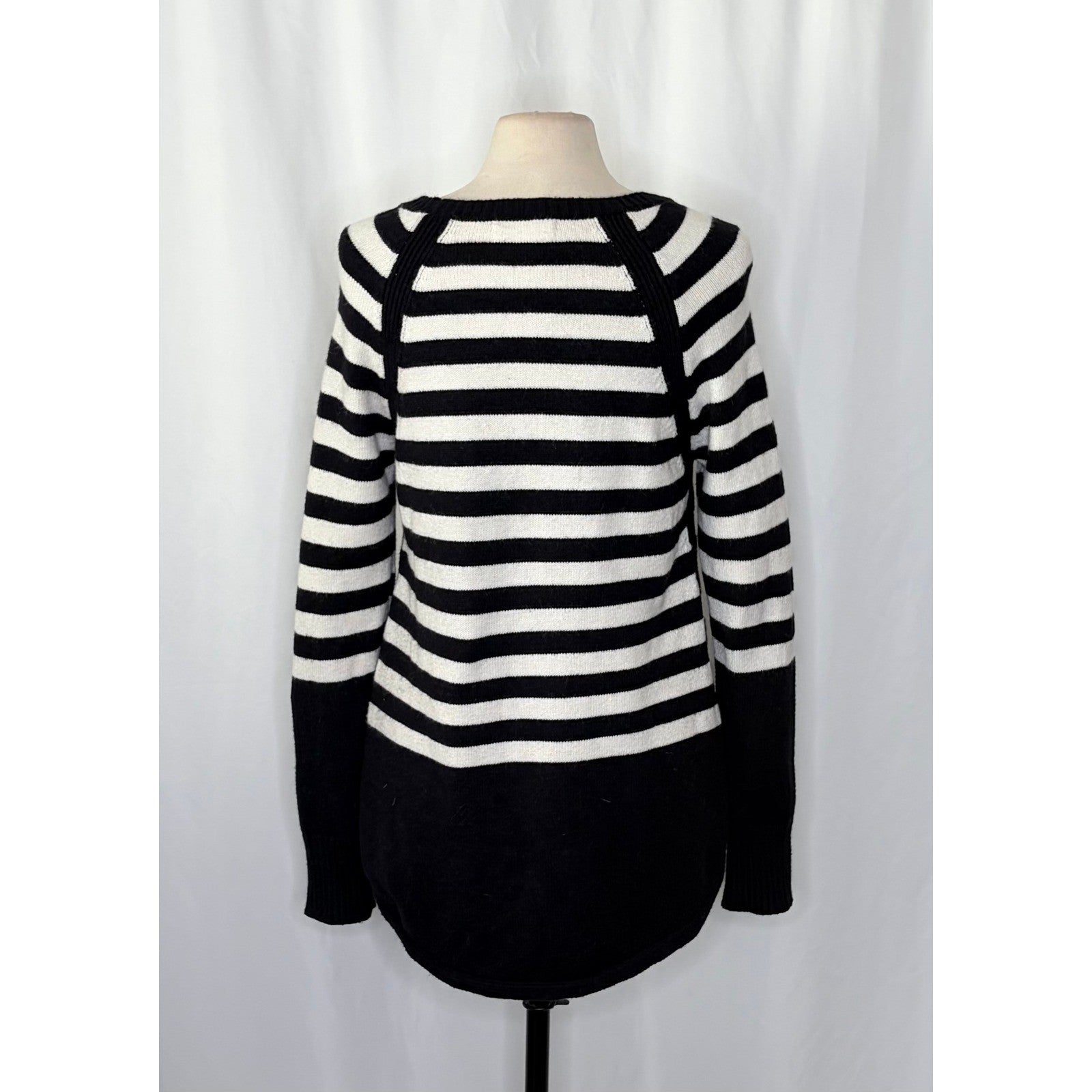 ANTHROPOLOGIE Rebekah Sweater Black White Stripe Tunic Pullover Knitwear Medium