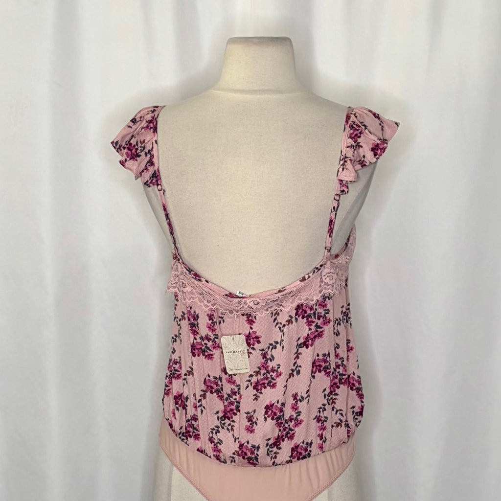NWT!! FREE PEOPLE Intimately Take It Away Floral Bodysuit Lace Ruffled Small