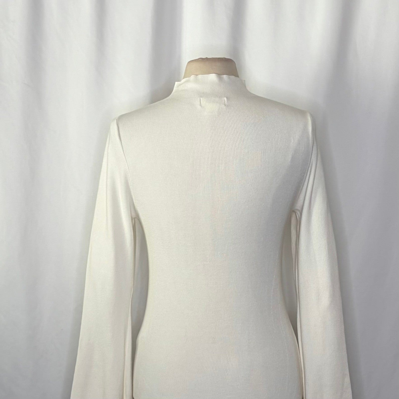 Anthropologie MAEVE Arlowe Bell Sleeve Sweater Ivory Mockneck Mock Neck Medium