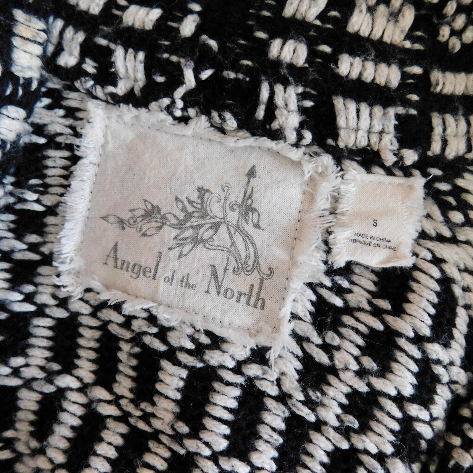 Anthropologie ANGEL OF THE NORTH Roenne Black & White Sweater Vest ~ Small