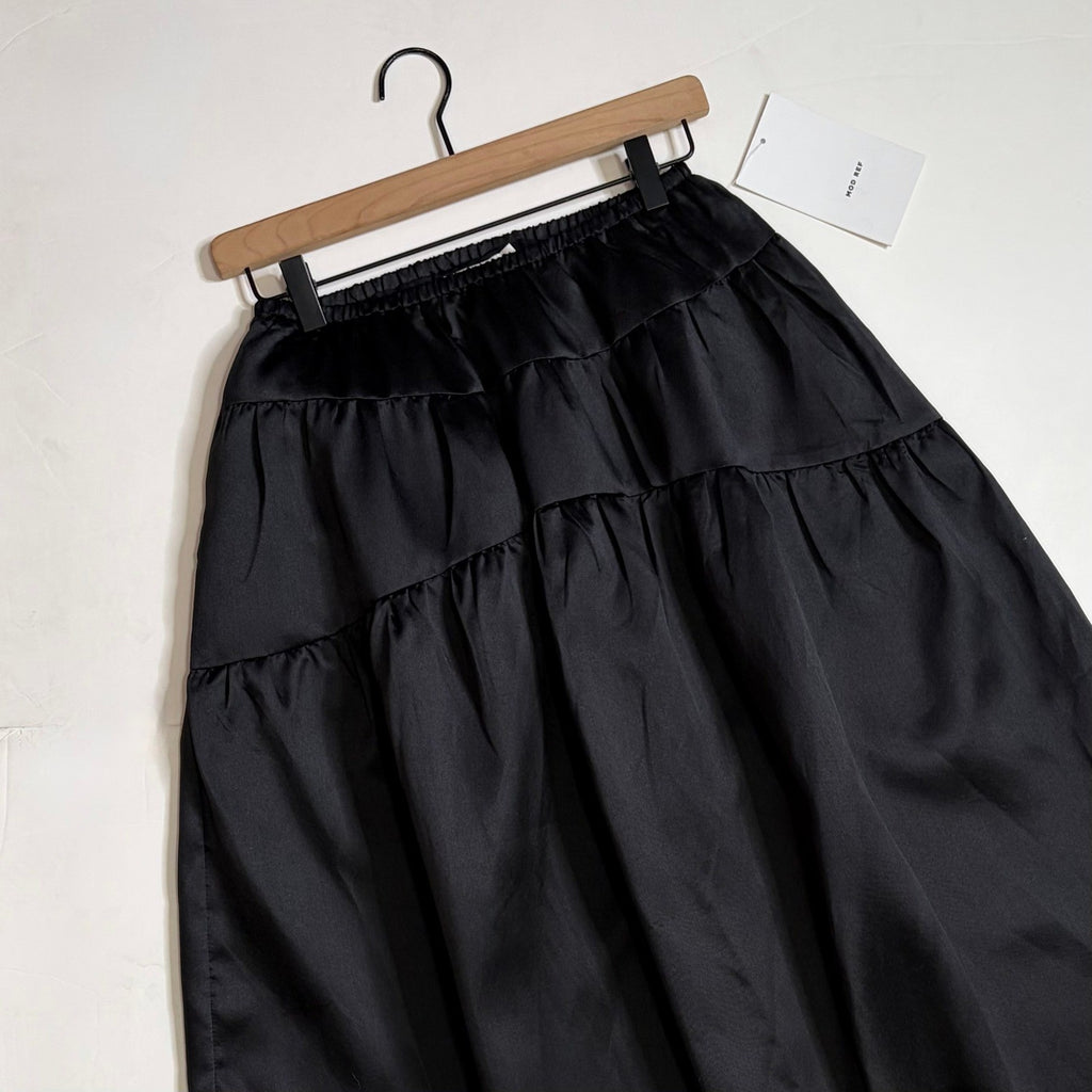 NWT!! MOD REF Black Taffeta Midi Tiered Skirt Solid Elastic Waist X-Small