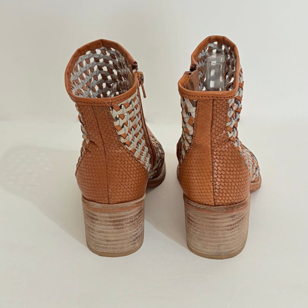ROOLEE Opening Night Woven Ankle Boots Brown Point Toes Western Southwestern 7