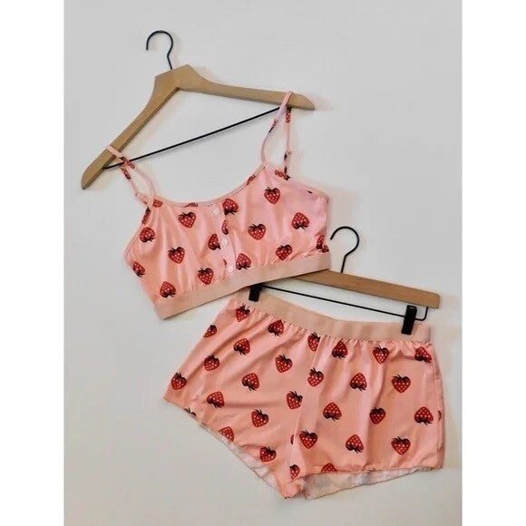 NEW!! STRAWBERRY Print Red Pink Cropped Loungewear Two Piece Set X-Large