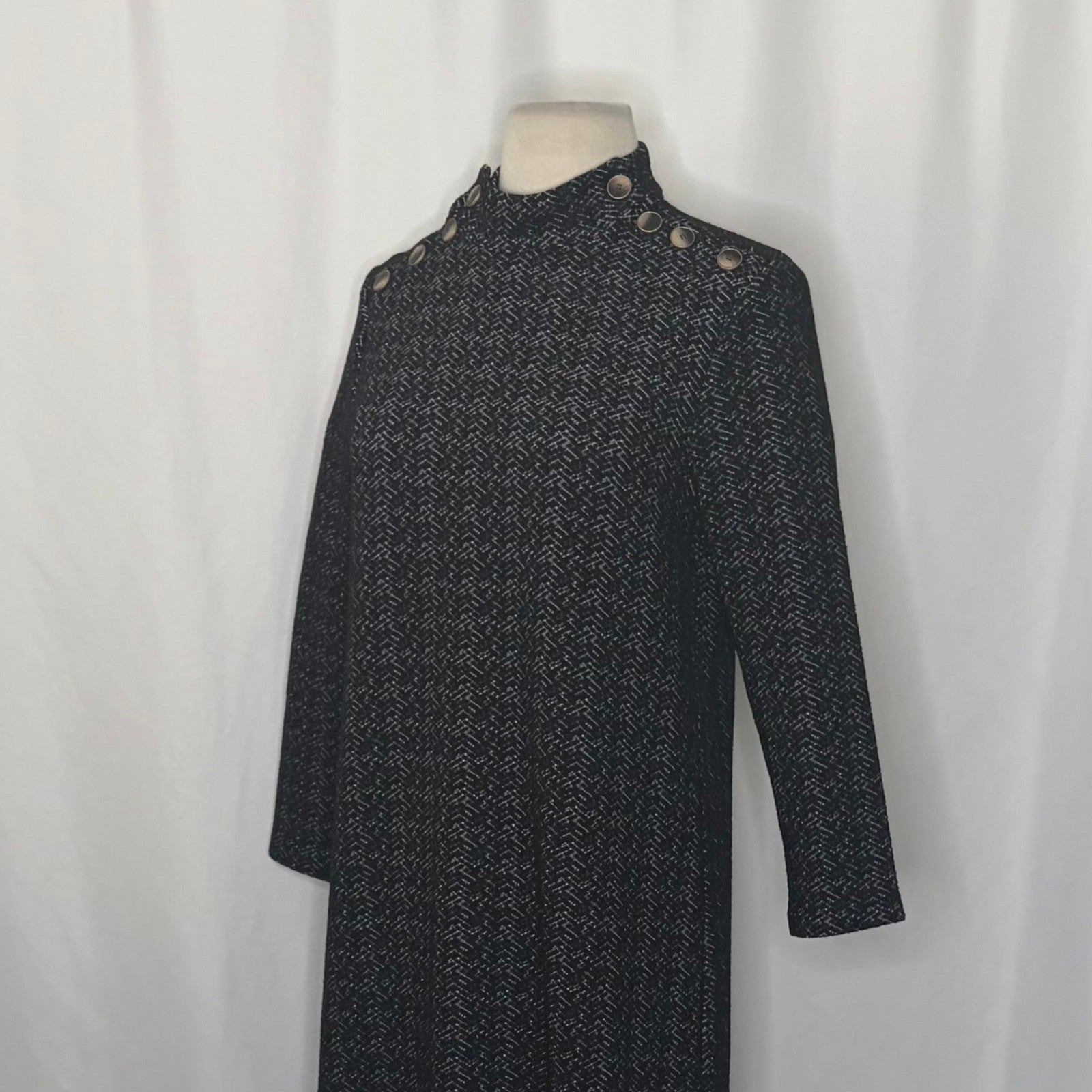J. MCLAUGHLIN Mare Shift Dress Black White Mock Neck Button Shoudlers Small
