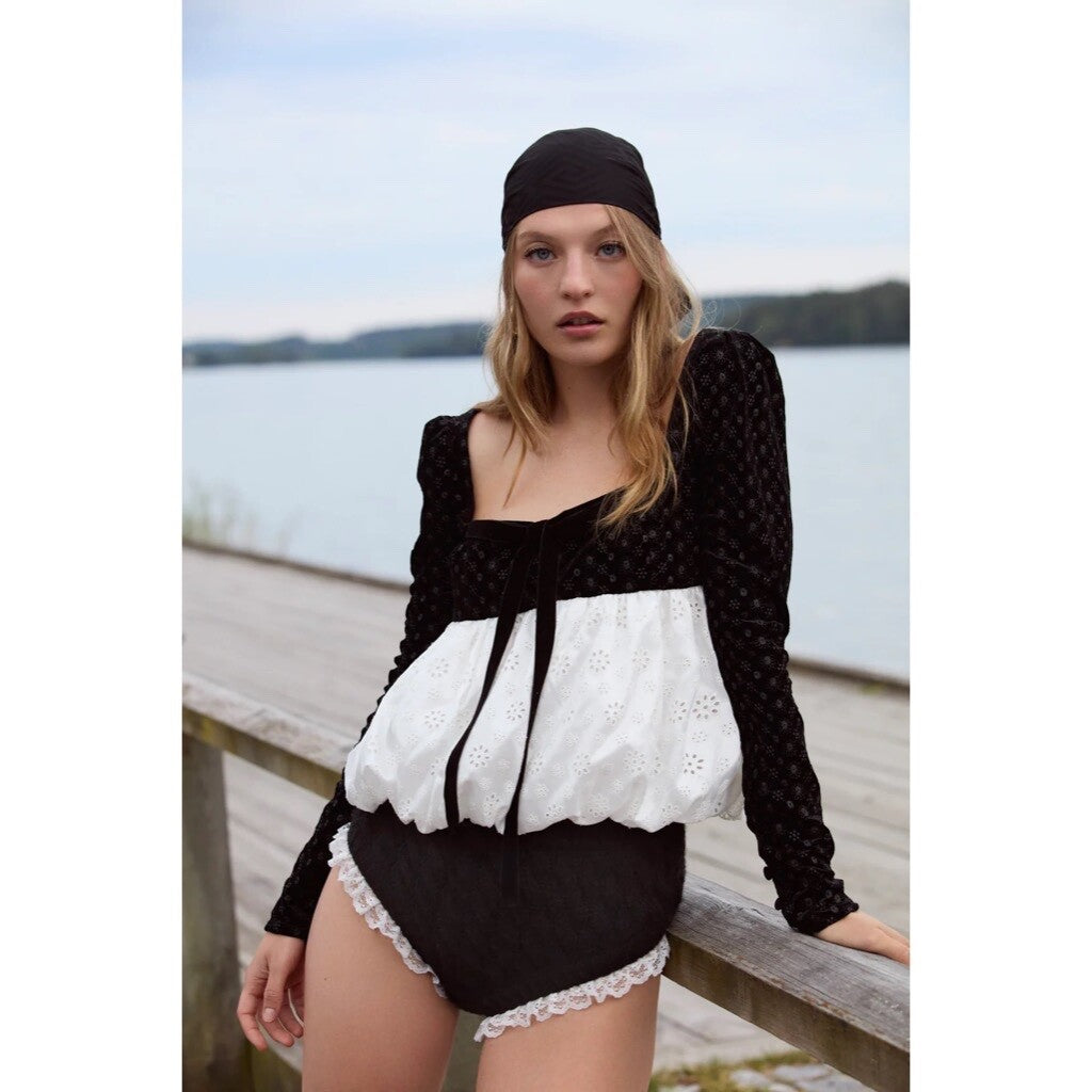 NWT!! FOR LOVE AND LEMONS Elisa Long Sleeve Top Black Velvet Taffeta Eyelet XS