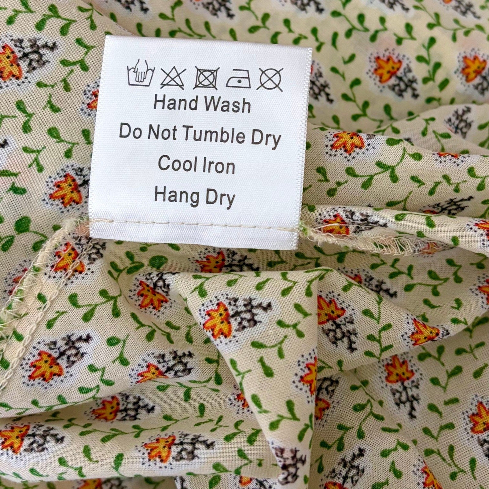 O.P.T. One Pretty Time River Smocked Floral Midi Dress Puff Sleeves X-Small