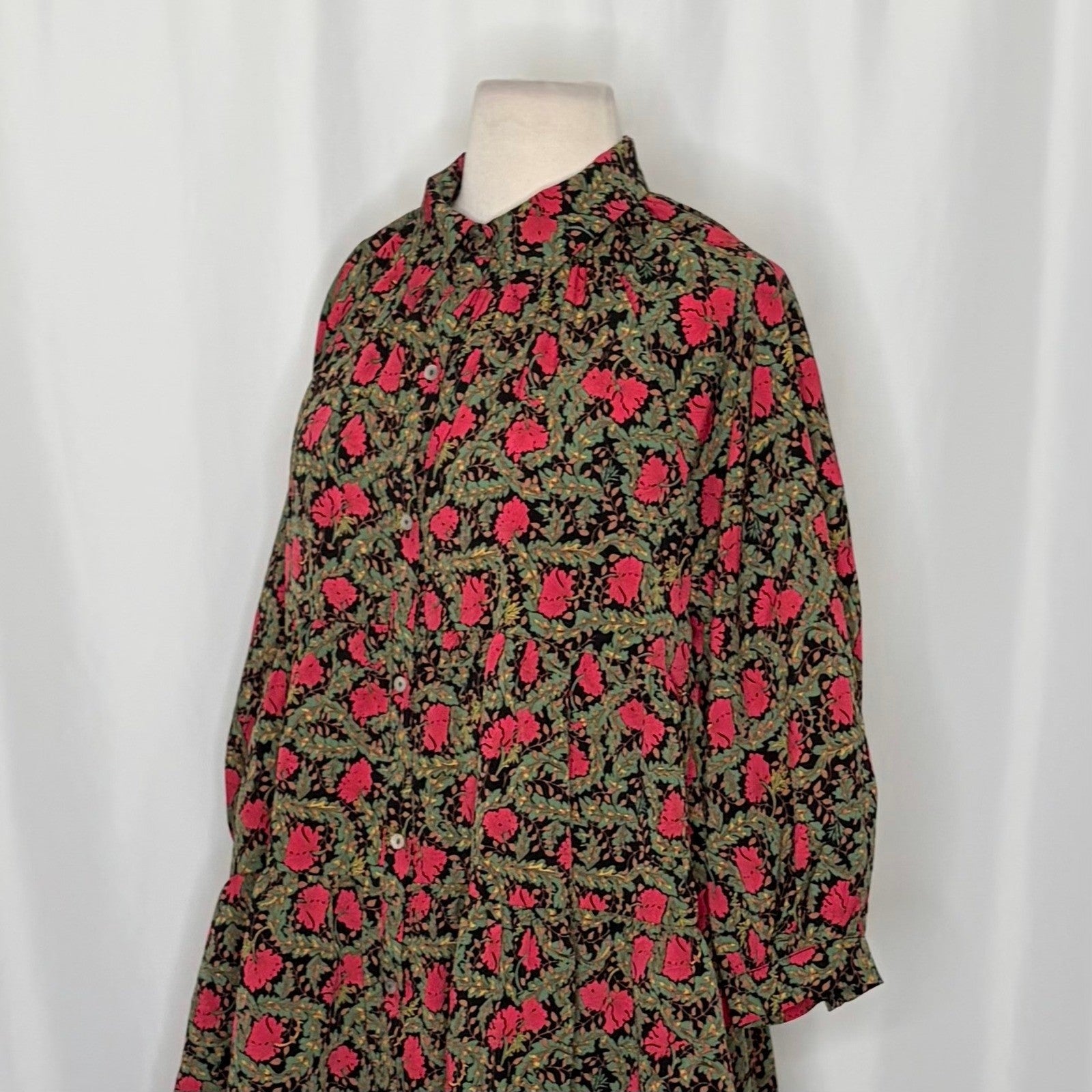 Anthropologie ERI + ALI Iona Floral Soft Swing Blouse Tiered Top Shirt Medium