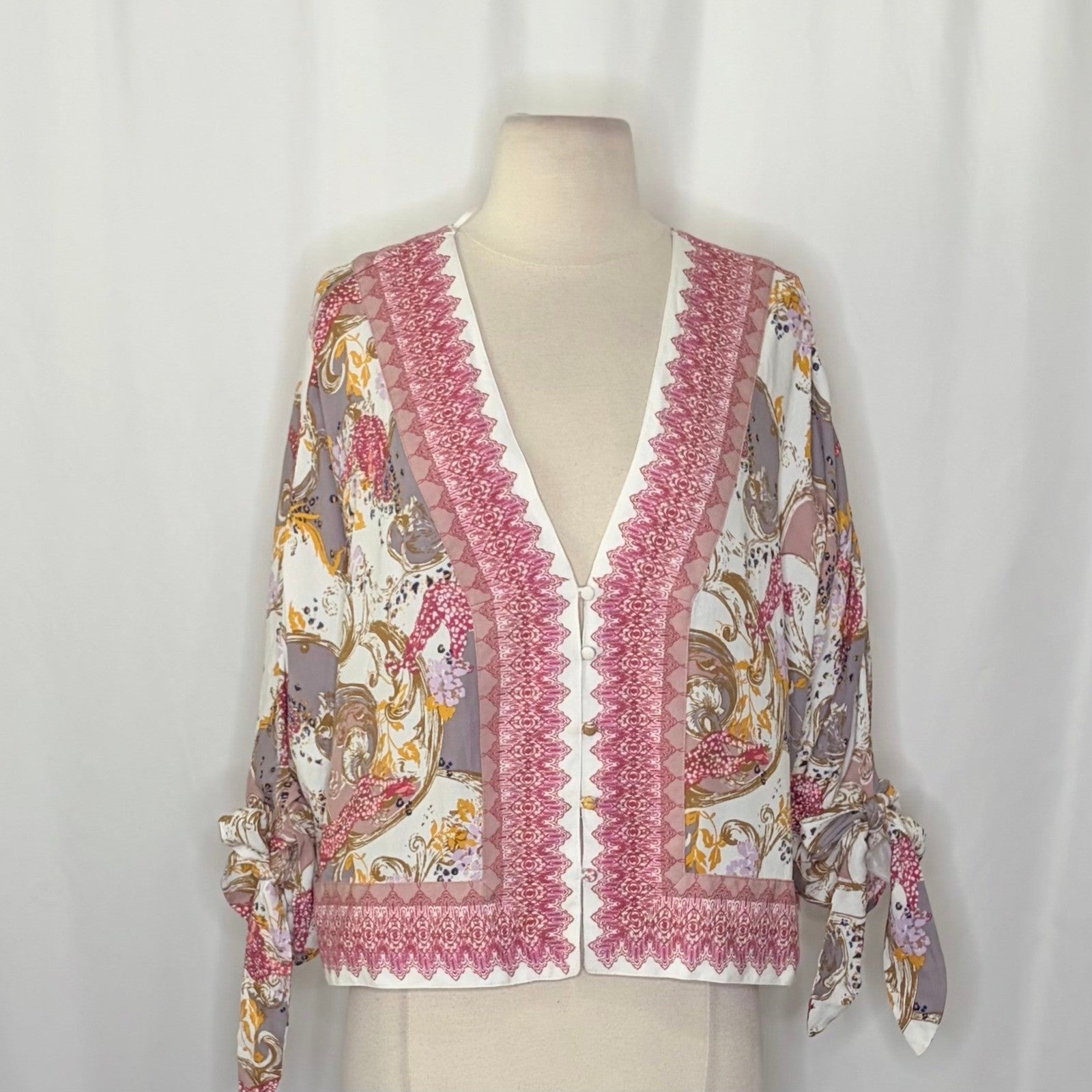 FREE PEOPLE Catch Me If You Can Top Blouse Boho Floral Tie Sleeves Pink Small