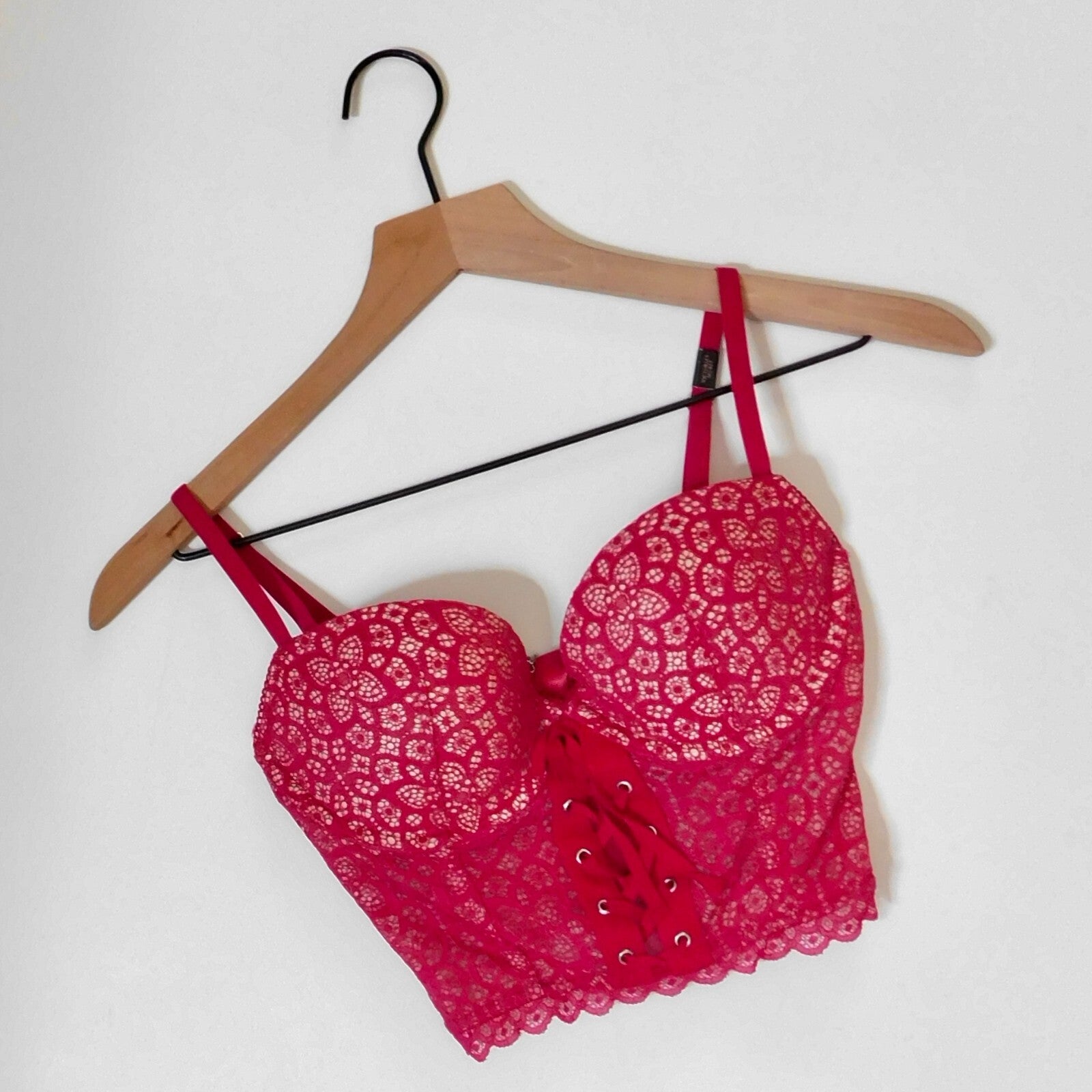 NWT!! VICTORIA'S SECRET Padded Demi-Buste Cousinne Longline Lace Bra 32D