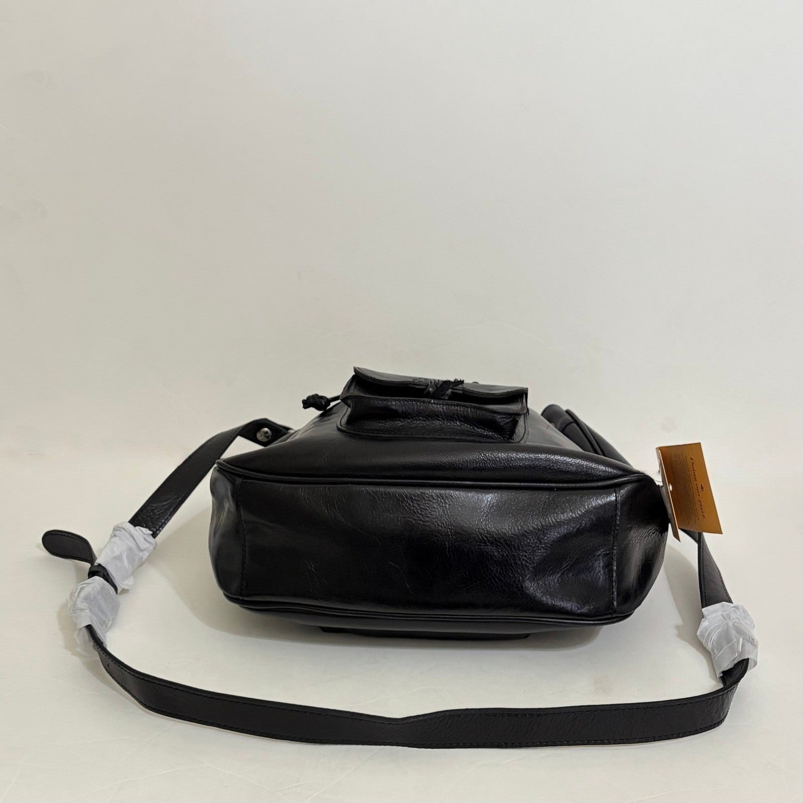 NWT!! PATRICIA NASH Giorgia Drawstring Black Leather Purse Bucket Bag Black