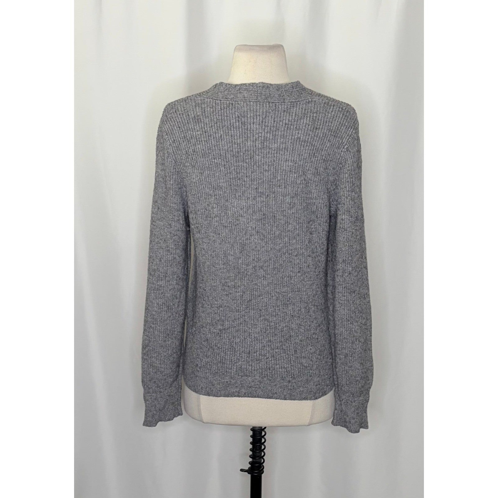 By ANTHROPOLOGIE Rocio Ribbed Tie Front Sweater Solid Gray V Neck Knit Medium