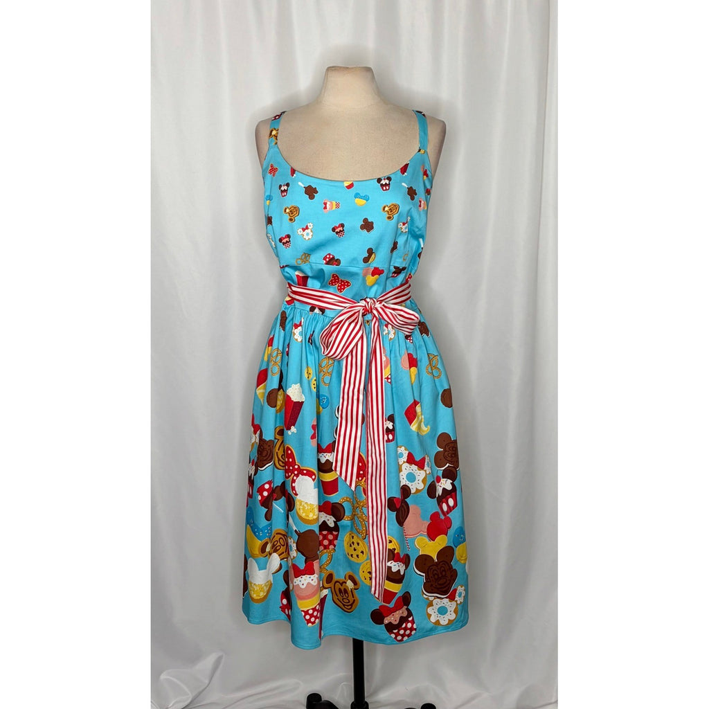 DISNEY The Dress Shop Food Icons Treats Dress Smocked Retro Disneyland Size 2X