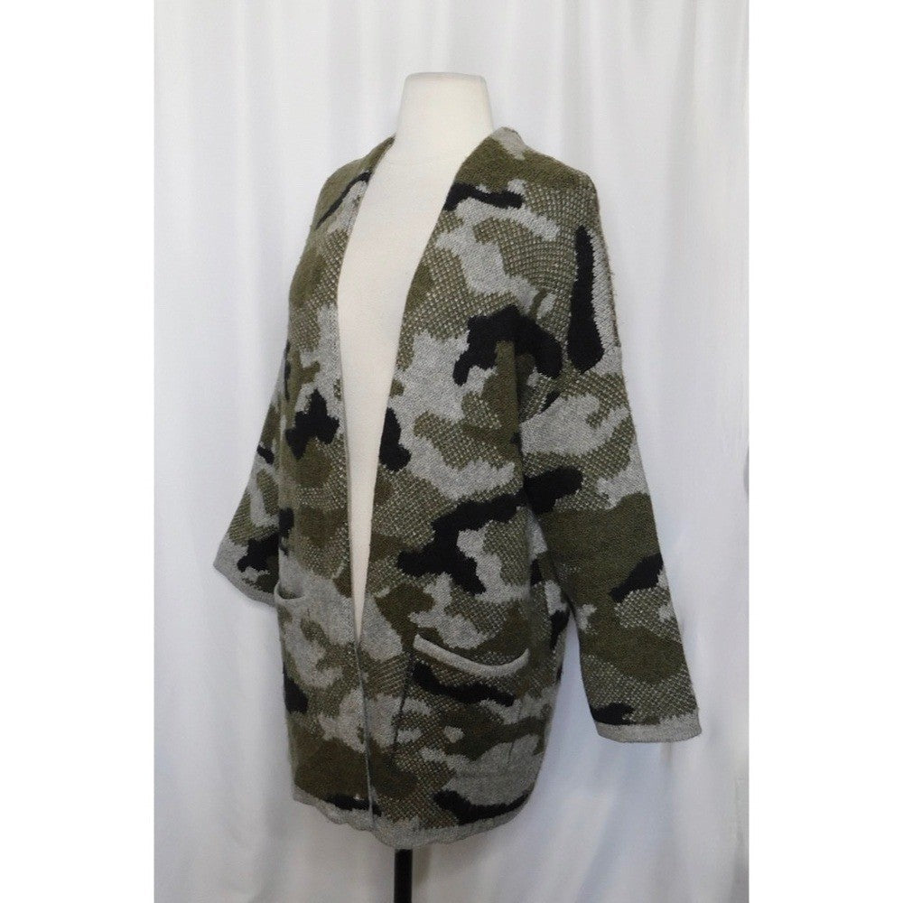 ANTHROPOLOGIE Vero Camo Cardigan Sweater Camouflage Pockets Gorpcore X-Small