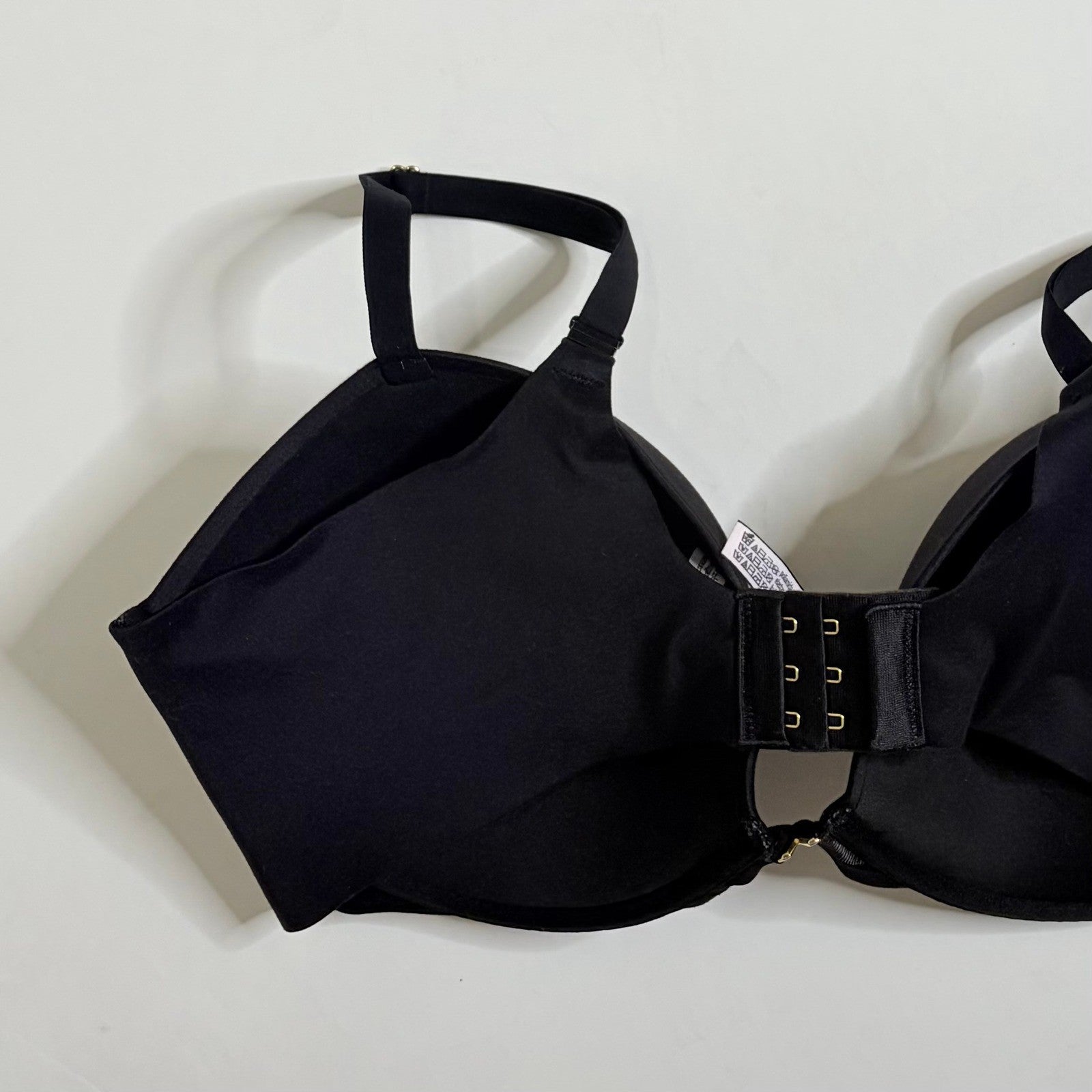 VICTORIA'S SECRET Black Push-Up Convertible Bra Padded Solid 38DD