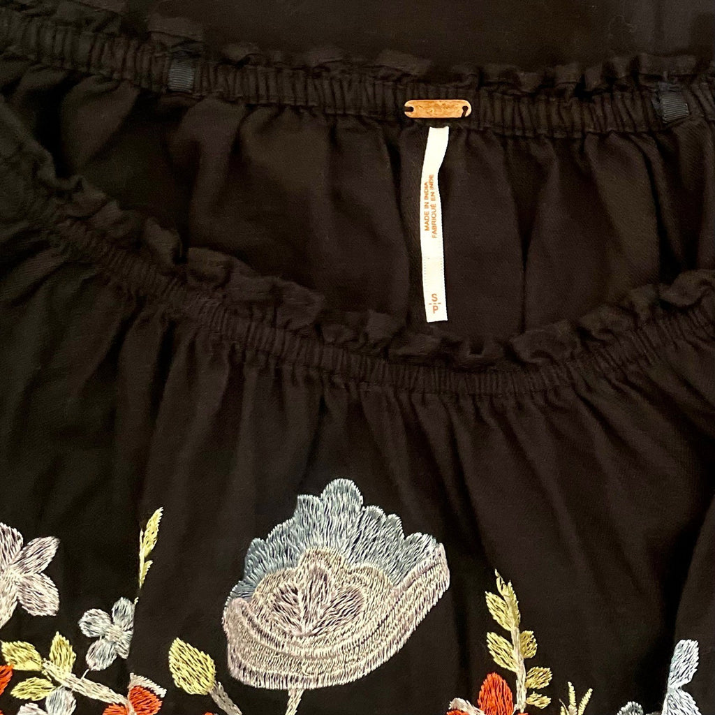 FREE PEOPLE Fleur Du Jour Mini Dress Black Floral Embroidered Off Shoulder Small