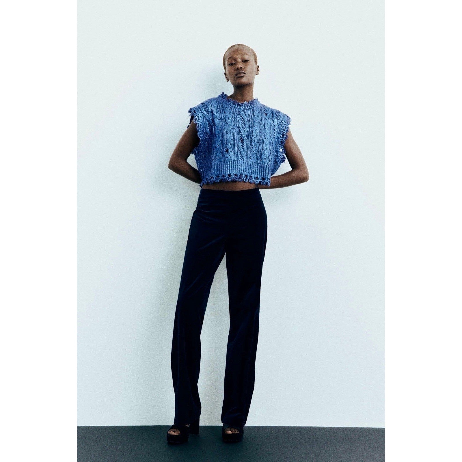 ZARA Metallic Blue Cropped Sweater Cableknit Distressed Cable Knit Crop Small