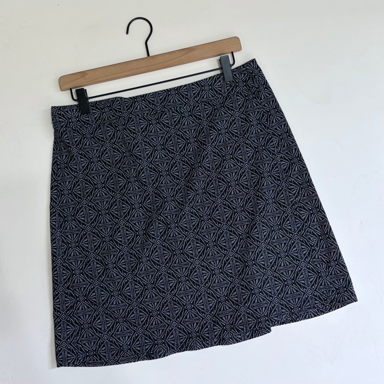 RIPSKIRT HAWAII Rip Skirt Length 2 Wrap Skirt Black Pearl Batik Grey Medium