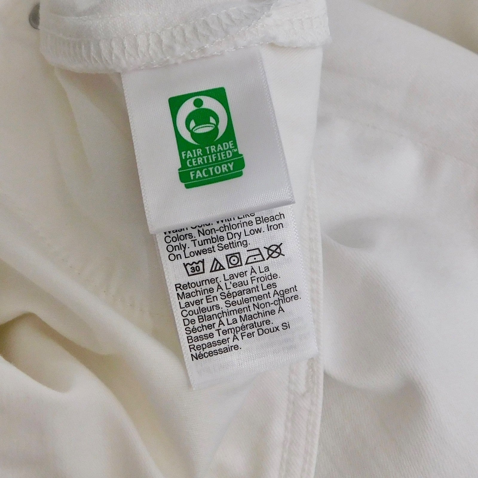 NWT!! J. CREW Slim Wide Jeans Stacked Buttons Solid White Size 30 Petite 30P
