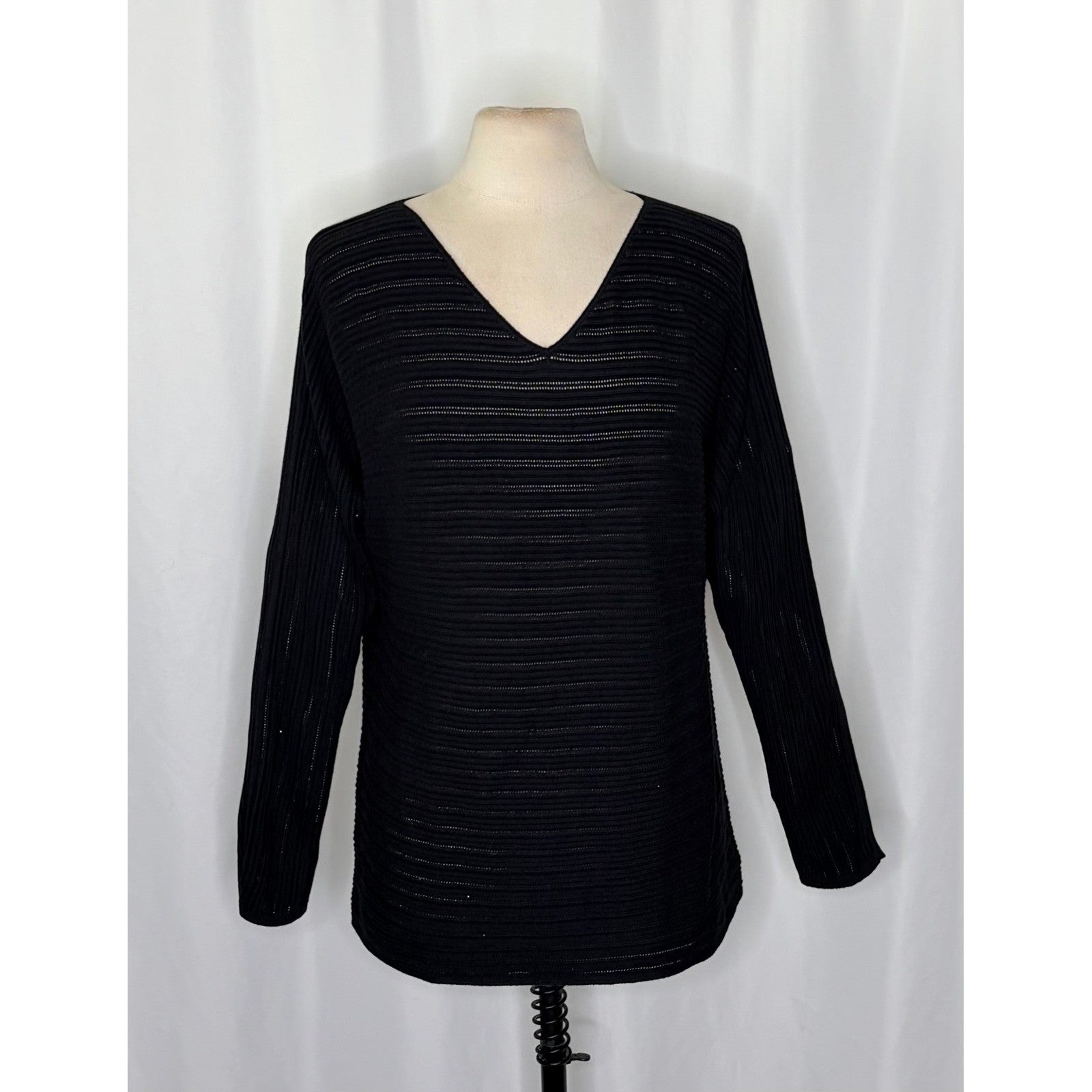NWT!! TOMMY BAHAMA Jewel Bay Black Sequin V Neck Sweater Pullover Knit Large