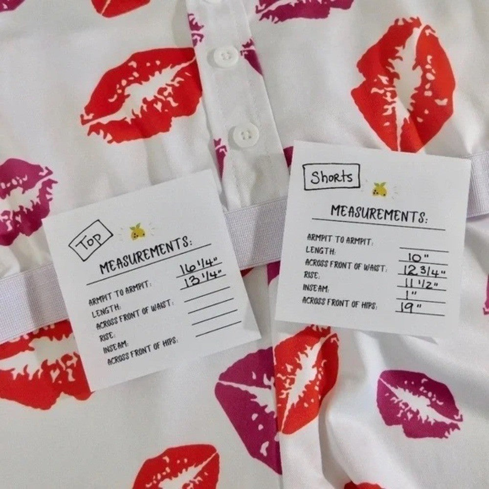 NEW!! HOT LIPS Lipstick Kiss Cropped Loungewear Two Piece Set Top Shorts Medium